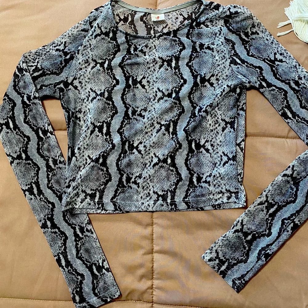 Mesh Snakeskin Crop